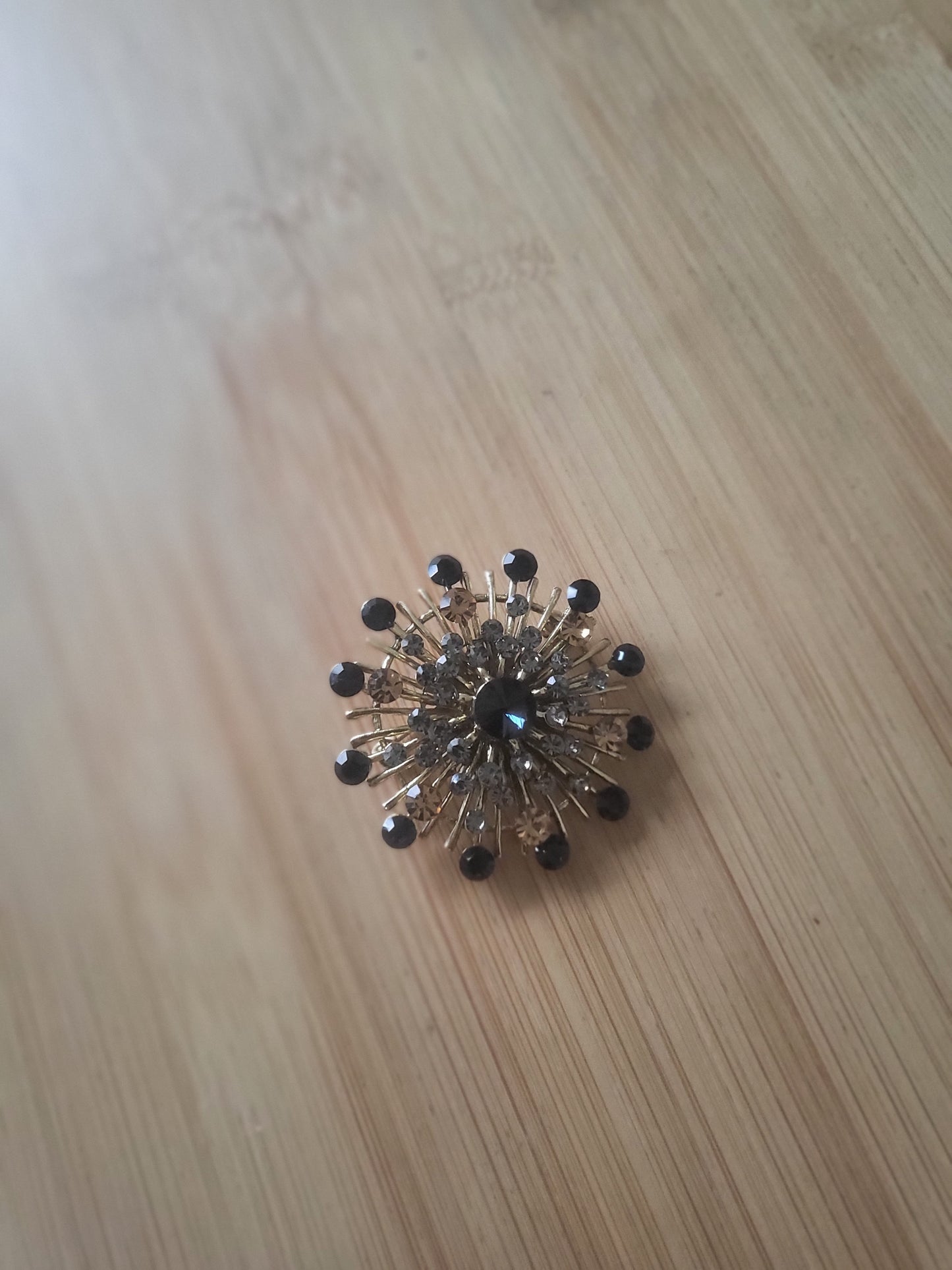 Broche ILI 8